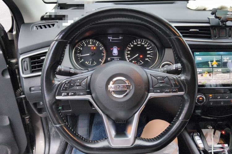 Used Nissan Qashqai 2019 2.0L CVT Luxury Edition Steering Wheel