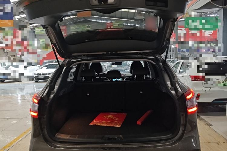 Used Nissan Qashqai 2019 2.0L CVT Luxury Edition Trunk