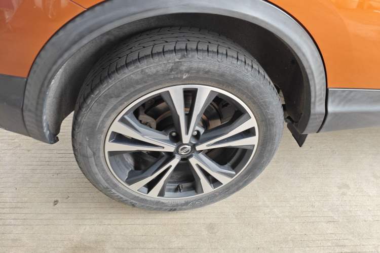 Used Nissan Qashqai 2019 2.0L CVT Luxury Edition Exterior 5