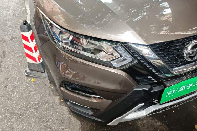 Used Nissan Qashqai 2019 2.0L CVT Smart Enjoyment Version Right Front Headlight