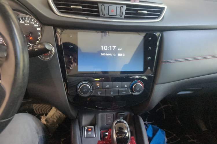 Used Nissan Qashqai 2019 2.0L CVT Luxury Edition Audio And AC Panel