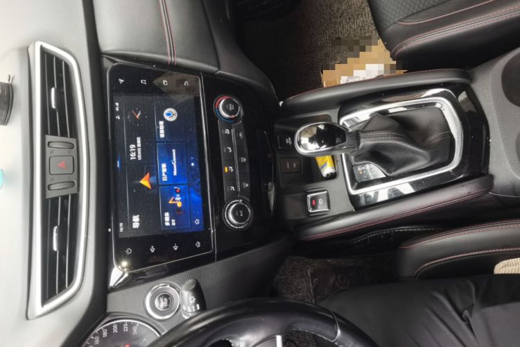 Used Nissan Qashqai 2019 2.0L CVT Luxury Edition Audio And AC Panel