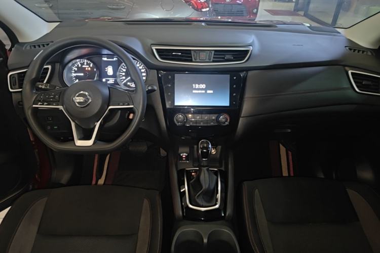 Used Nissan Qashqai 2019 2.0L CVT Smart Enjoyment Version Center Console