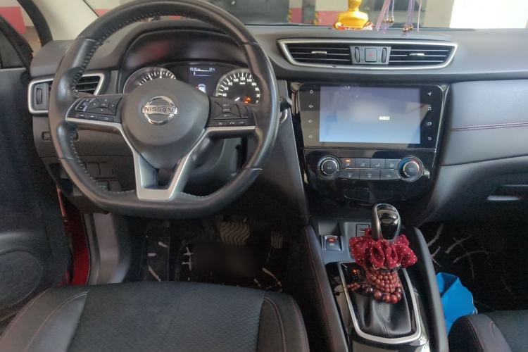 Used Nissan Qashqai 2019 2.0L CVT Luxury Edition Center Console