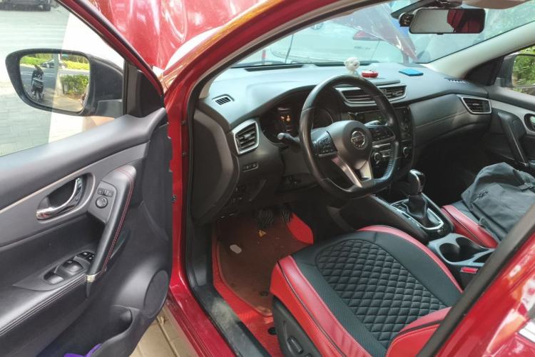 Used Nissan Qashqai 2019 2.0L CVT Luxury Edition Driver Seat