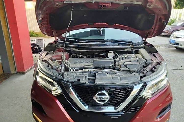 Used Nissan Qashqai 2019 2.0L CVT Luxury Edition Engine Bay