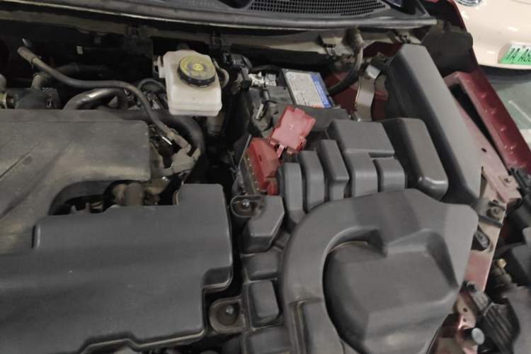 Used Nissan Qashqai 2019 2.0L CVT Smart Enjoyment Version Engine Bay Left