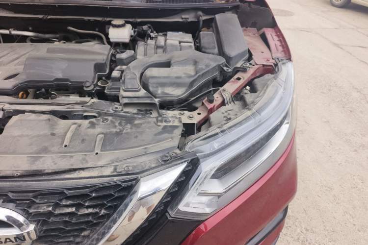 Used Nissan Qashqai 2019 2.0L CVT Luxury Edition Engine Bay Left