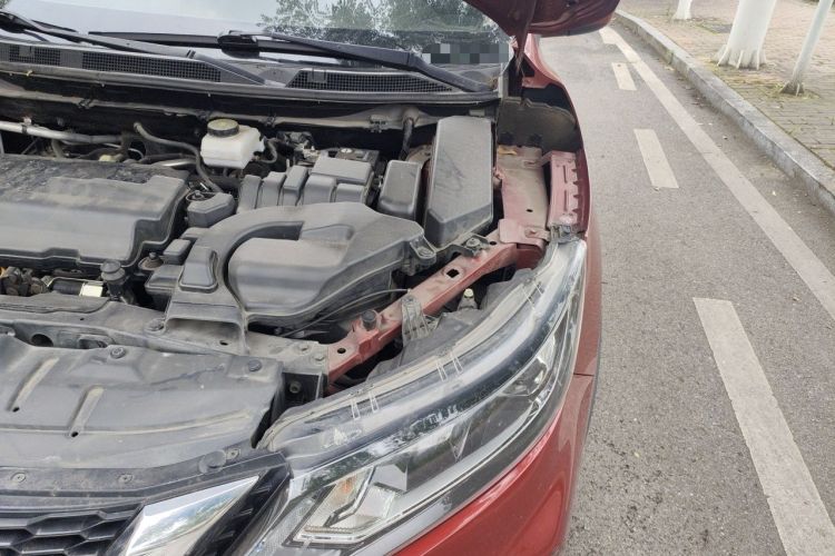 Used Nissan Qashqai 2019 2.0L CVT Smart Enjoyment Version Engine Bay Left