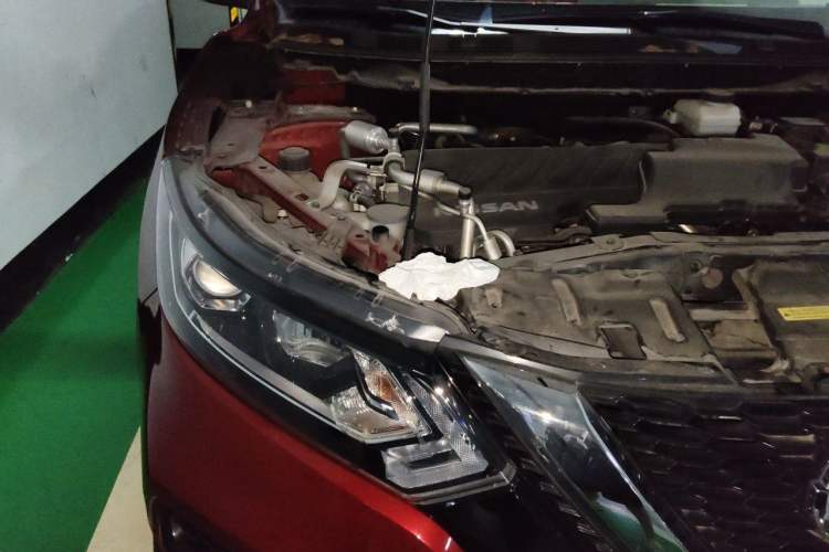 Used Nissan Qashqai 2019 2.0L CVT Smart Enjoyment Version Engine Bay Right