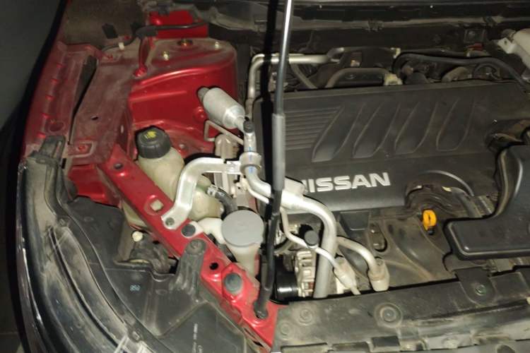 Used Nissan Qashqai 2019 2.0L CVT Luxury Edition Engine Bay Right