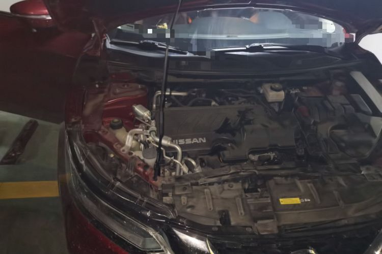 Used Nissan Qashqai 2019 2.0L CVT Luxury Edition Engine Bay Right