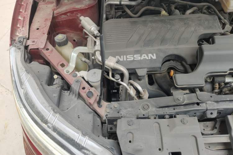 Used Nissan Qashqai 2019 2.0L CVT Luxury Edition Engine Bay Right
