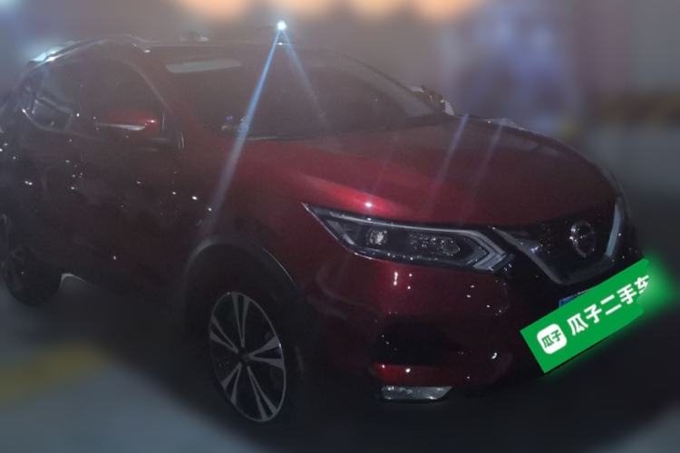 Used Nissan Qashqai 2019 2.0L CVT Luxury Edition Front Right 45 Deg