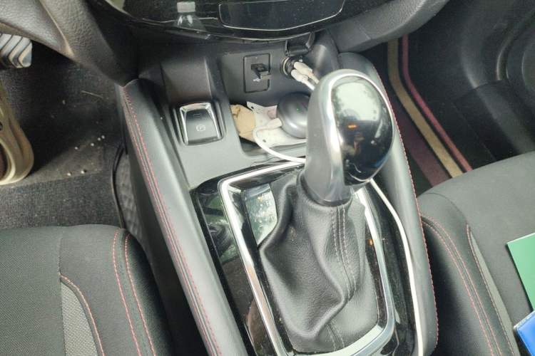 Used Nissan Qashqai 2019 2.0L CVT Smart Enjoyment Version Gear Lever