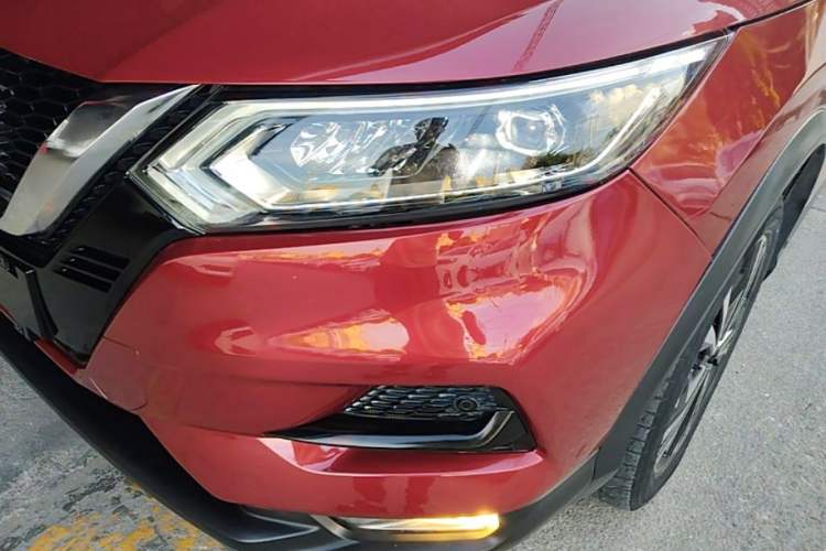 Used Nissan Qashqai 2019 2.0L CVT Luxury Edition Left Front Headlight
