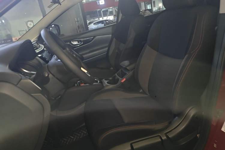 Used Nissan Qashqai 2019 2.0L CVT Smart Enjoyment Version Left Front Seat