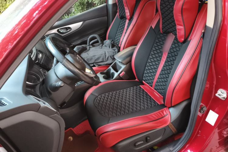 Used Nissan Qashqai 2019 2.0L CVT Luxury Edition Left Front Seat