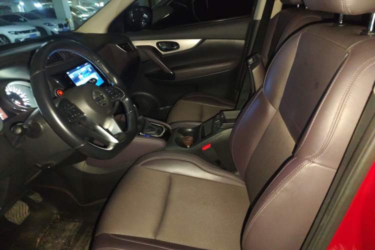 Used Nissan Qashqai 2019 2.0L CVT Luxury Edition Left Front Seat