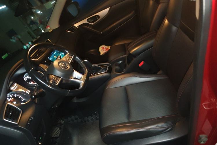Used Nissan Qashqai 2019 2.0L CVT Luxury Edition Left Front Seat