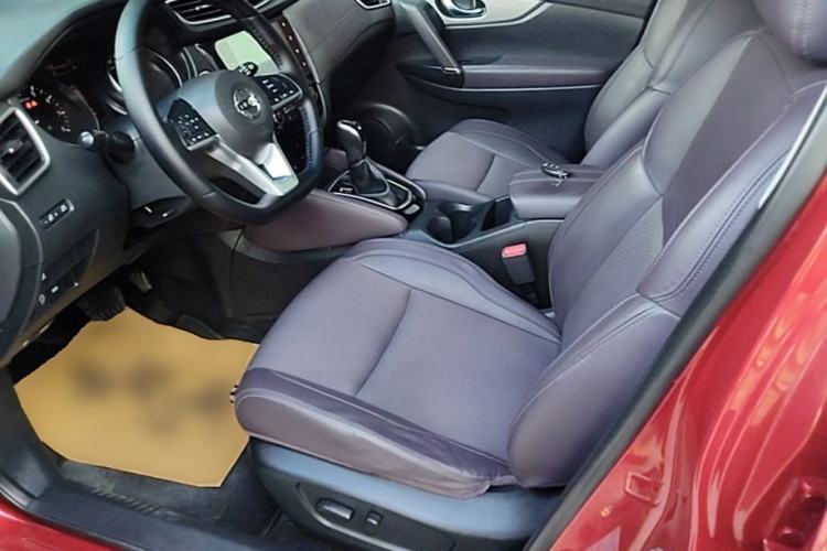 Used Nissan Qashqai 2019 2.0L CVT Luxury Edition Left Front Seat