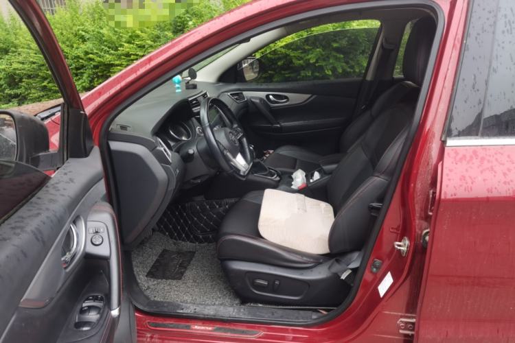 Used Nissan Qashqai 2019 2.0L CVT Luxury Edition Left Front Seat