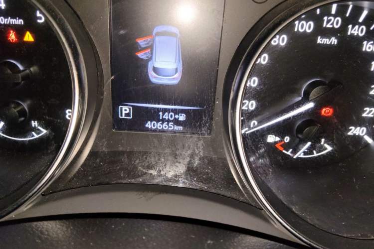 Used Nissan Qashqai 2019 2.0L CVT Smart Enjoyment Version Odometer Close Up