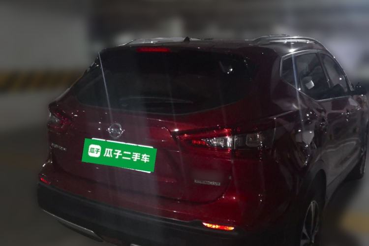 Used Nissan Qashqai 2019 2.0L CVT Luxury Edition Rear Right 45 Deg