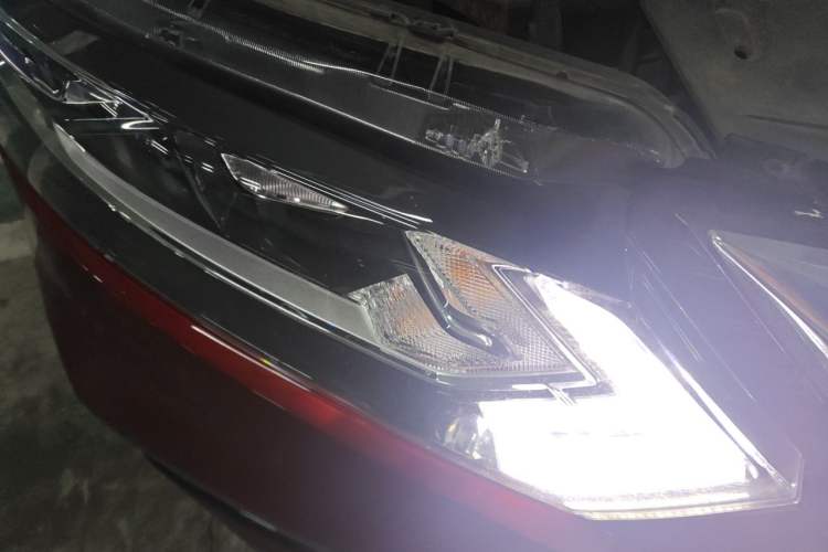 Used Nissan Qashqai 2019 2.0L CVT Smart Enjoyment Version Right Front Headlight