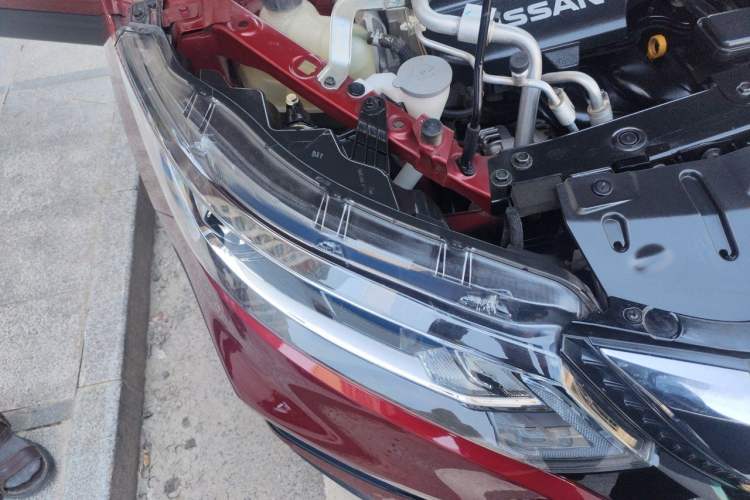 Used Nissan Qashqai 2019 2.0L CVT Smart Enjoyment Version Right Front Headlight