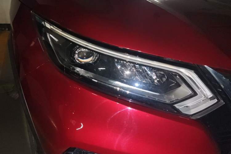 Used Nissan Qashqai 2019 2.0L CVT Luxury Edition Right Front Headlight