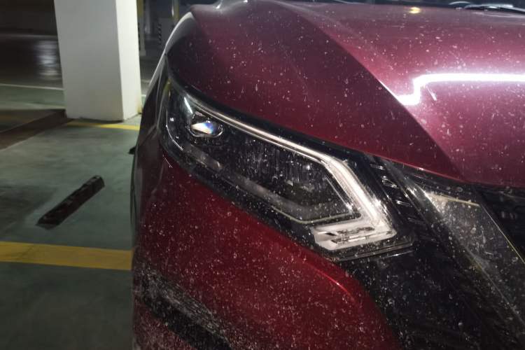 Used Nissan Qashqai 2019 2.0L CVT Luxury Edition Right Front Headlight
