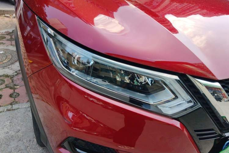 Used Nissan Qashqai 2019 2.0L CVT Luxury Edition Right Front Headlight