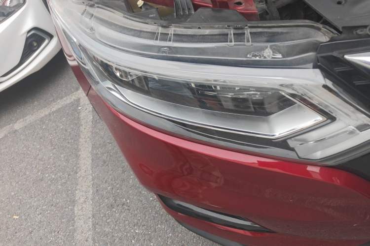 Used Nissan Qashqai 2019 2.0L CVT Luxury Edition Right Front Headlight