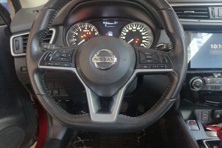 Used Nissan Qashqai 2019 2.0L CVT Luxury Edition Steering Wheel