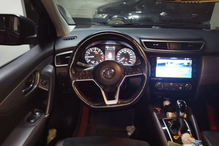 Used Nissan Qashqai 2019 2.0L CVT Luxury Edition Steering Wheel