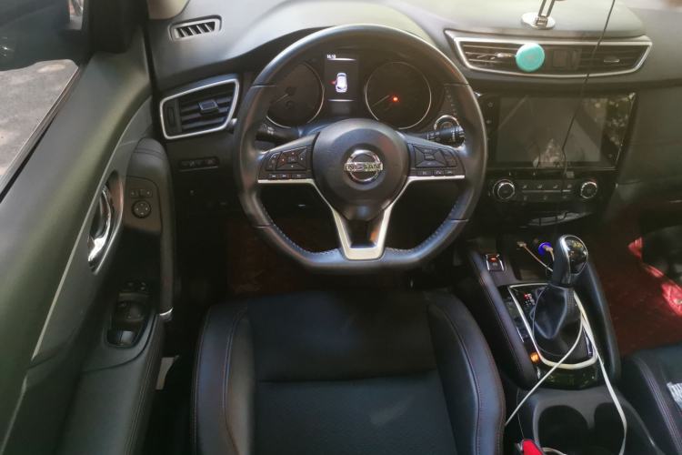 Used Nissan Qashqai 2019 2.0L CVT Luxury Edition Steering Wheel