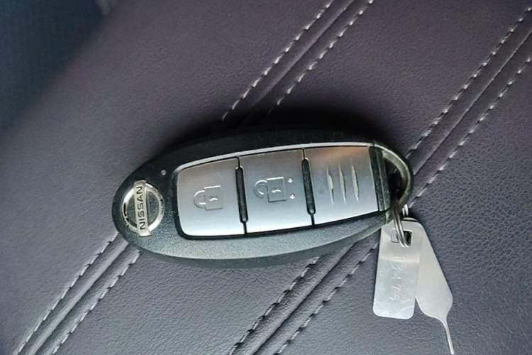 Used Nissan Qashqai 2019 2.0L CVT Luxury Edition Vehicle Key