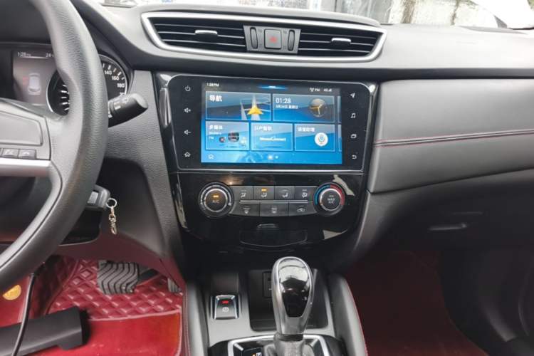 Used Nissan Qashqai 2019 2.0L CVT Smart Enjoyment Version Audio And AC Panel