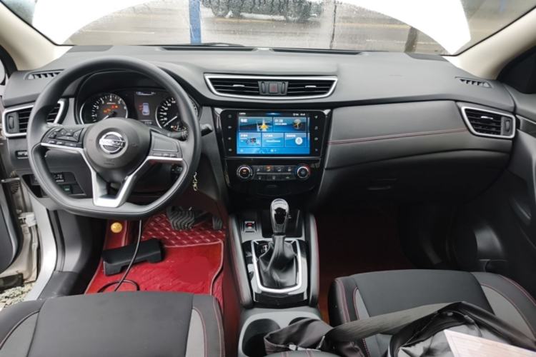 Used Nissan Qashqai 2019 2.0L CVT Smart Enjoyment Version Center Console