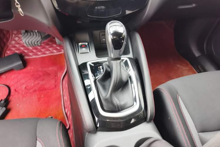 Used Nissan Qashqai 2019 2.0L CVT Smart Enjoyment Version Gear Lever
