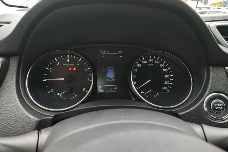 Used Nissan Qashqai 2019 2.0L CVT Luxury Edition Instrument Cluster