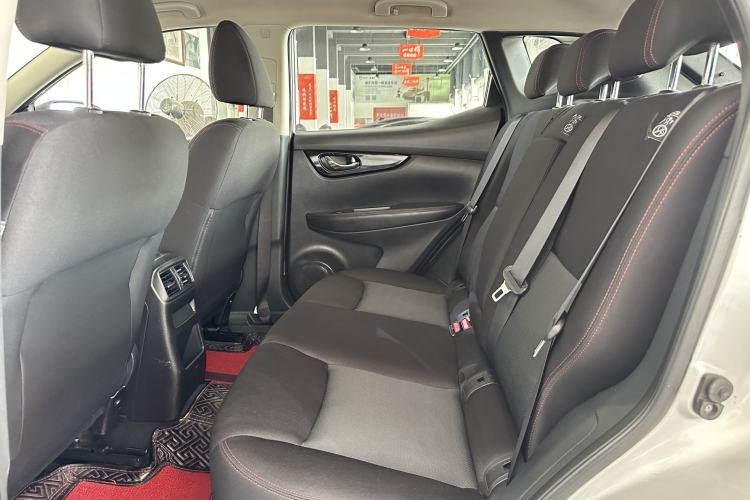 Used Nissan Qashqai 2019 2.0L CVT Smart Enjoyment Version Interior 3