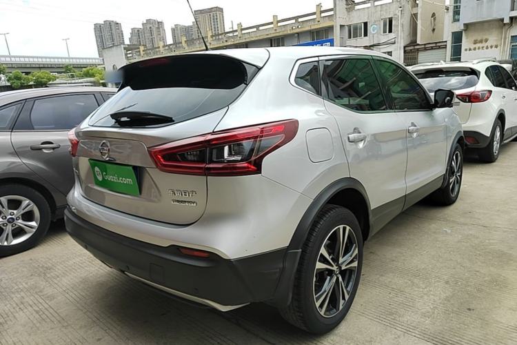 Used Nissan Qashqai 2019 2.0L CVT Luxury Edition Rear Right 45 Deg
