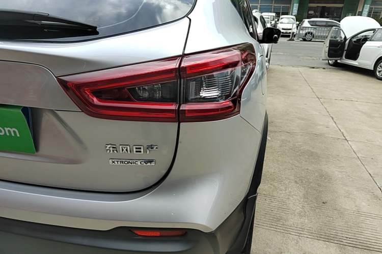 Used Nissan Qashqai 2019 2.0L CVT Luxury Edition Right Rear Taillight
