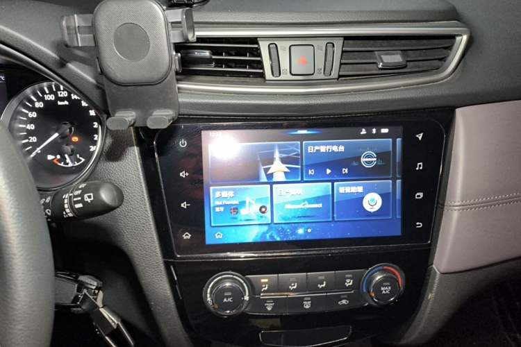 Used Nissan Qashqai 2019 2.0L CVT Smart Enjoyment Version Audio And AC Panel