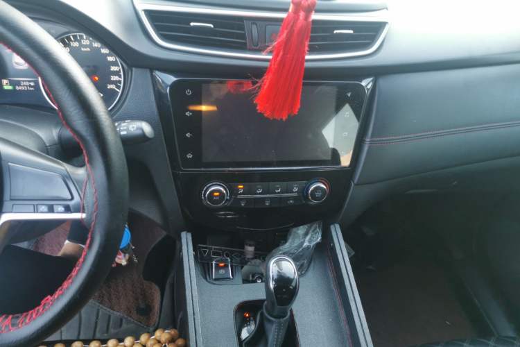 Used Nissan Qashqai 2019 2.0L CVT Smart Enjoyment Version Audio And AC Panel