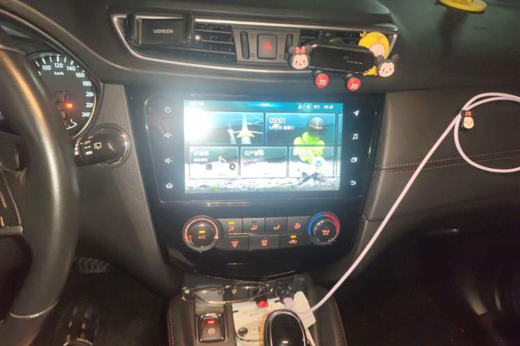 Used Nissan Qashqai 2019 2.0L CVT Luxury Edition Audio And AC Panel