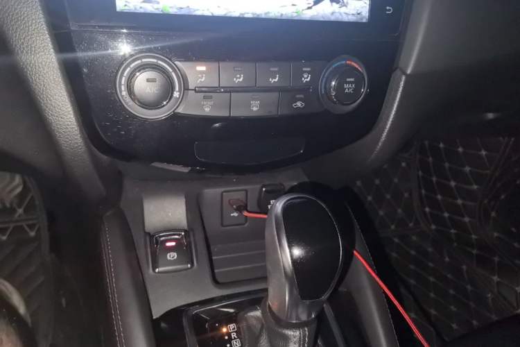 Used Nissan Qashqai 2019 2.0L CVT Smart Enjoyment Version Audio And AC Panel
