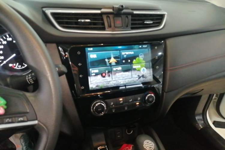 Used Nissan Qashqai 2019 2.0L CVT Smart Enjoyment Version Audio And AC Panel